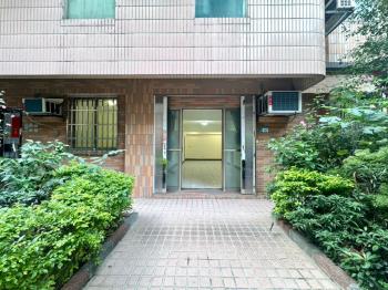 總圖Ｔｐａｒｋ旁三房車位