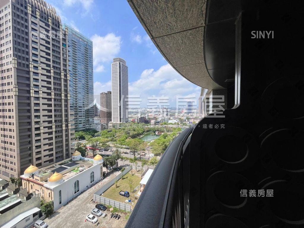 台中帝寶秋紅谷旁高樓視野房屋室內格局與周邊環境
