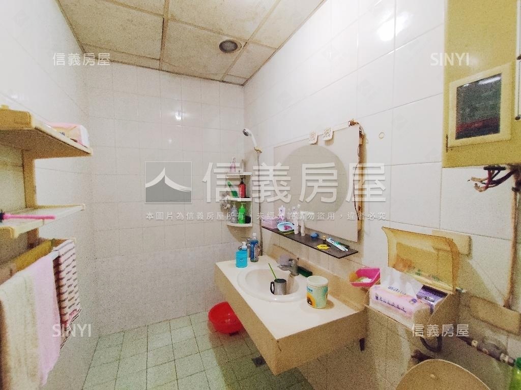 近捷運正路優質透店房屋室內格局與周邊環境