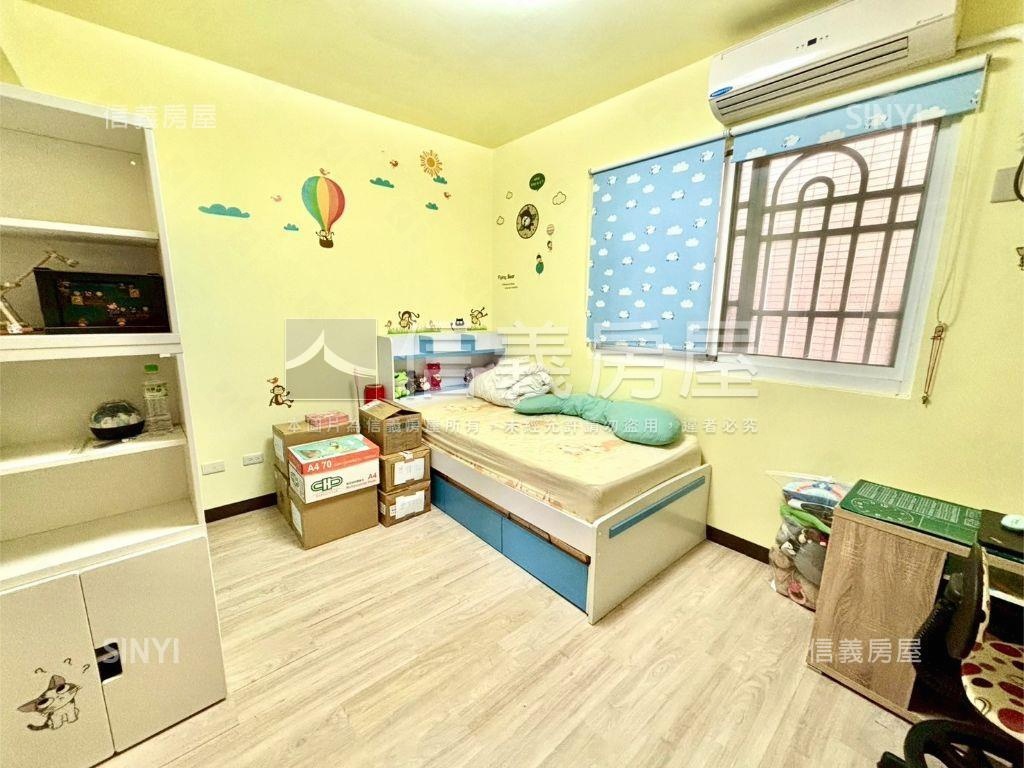 近十三期震後臨路透天房屋室內格局與周邊環境