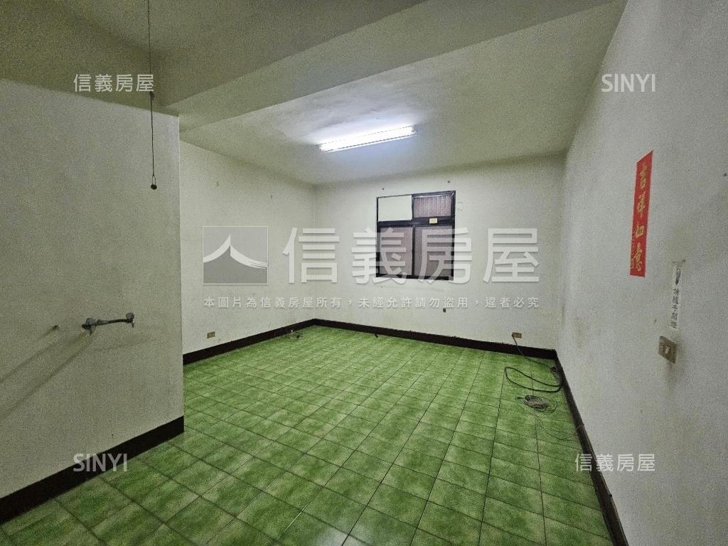 夯！近捷運臨路透天店面房屋室內格局與周邊環境