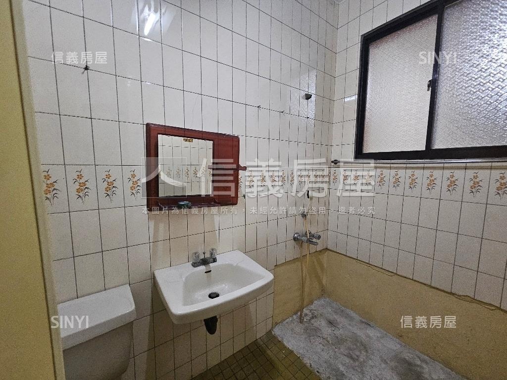 夯！近捷運臨路透天店面房屋室內格局與周邊環境