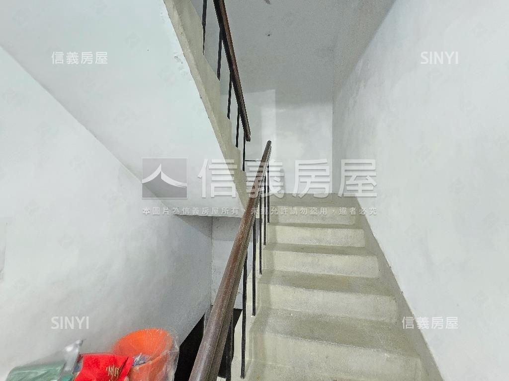 陽光花束文德捷運三房房屋室內格局與周邊環境