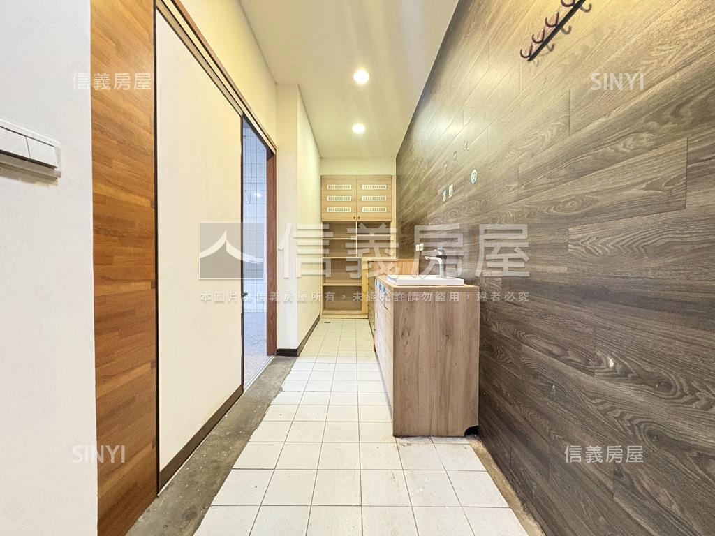近未來捷運金雞母店面房屋室內格局與周邊環境