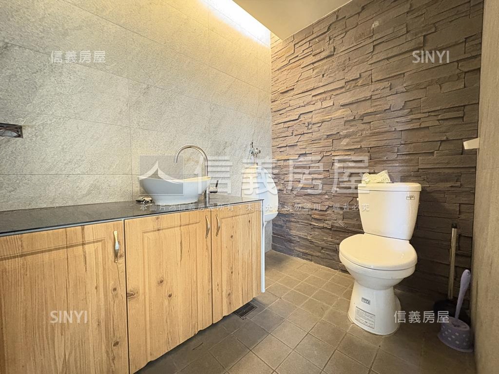 近未來捷運金雞母店面房屋室內格局與周邊環境