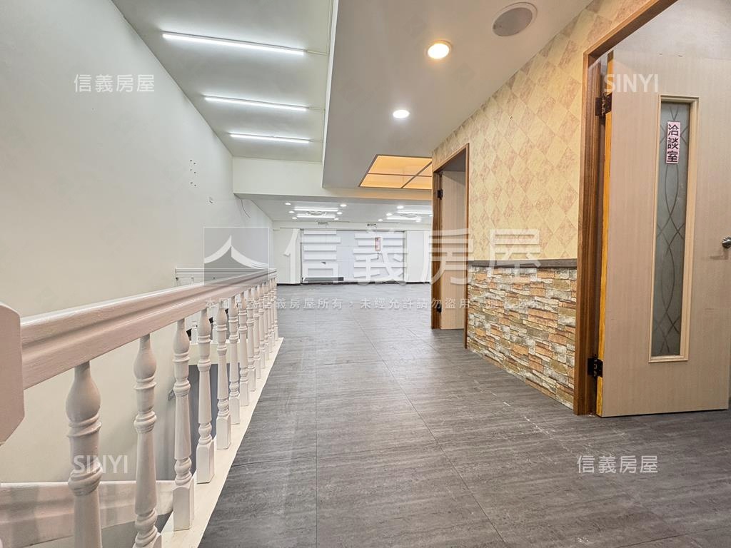 近未來捷運金雞母店面房屋室內格局與周邊環境