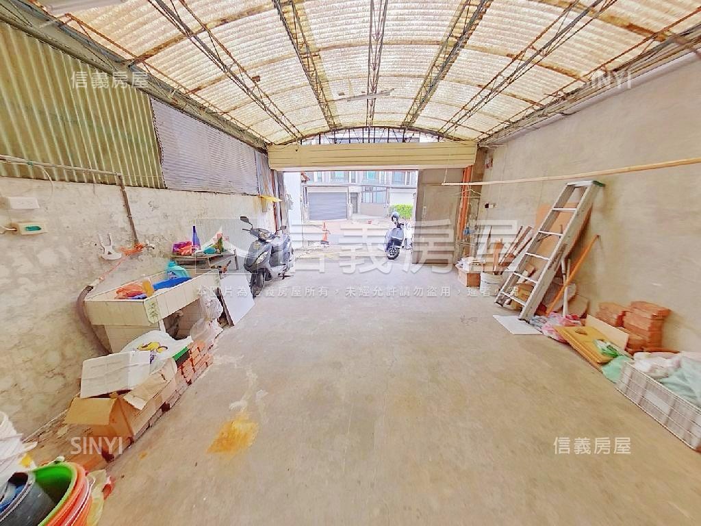 河畔旁臨路透天房屋室內格局與周邊環境