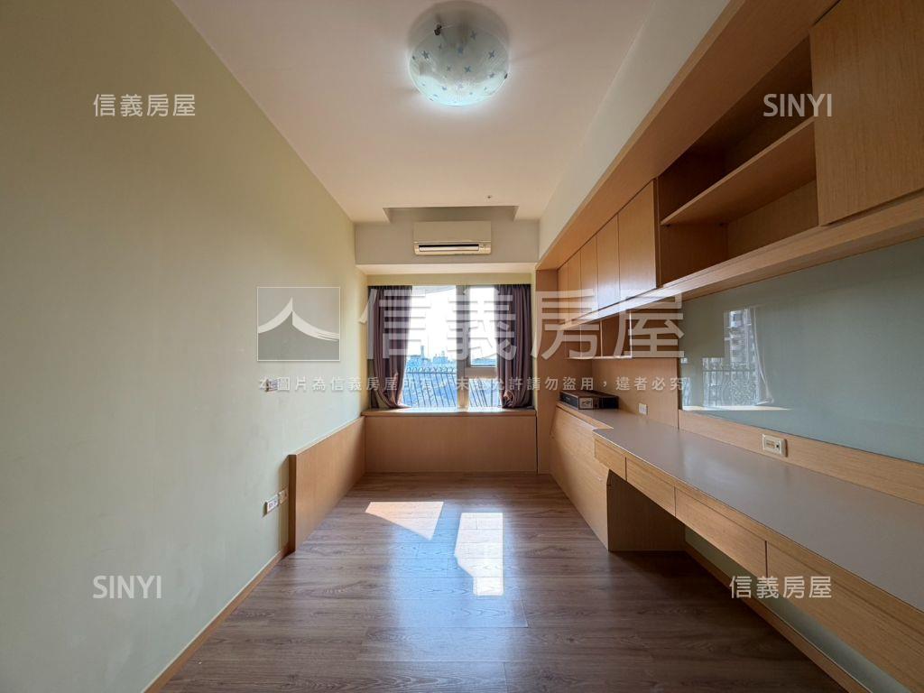 貝拉莫里四房雙車位房屋室內格局與周邊環境