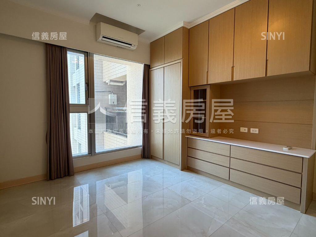 貝拉莫里四房雙車位房屋室內格局與周邊環境