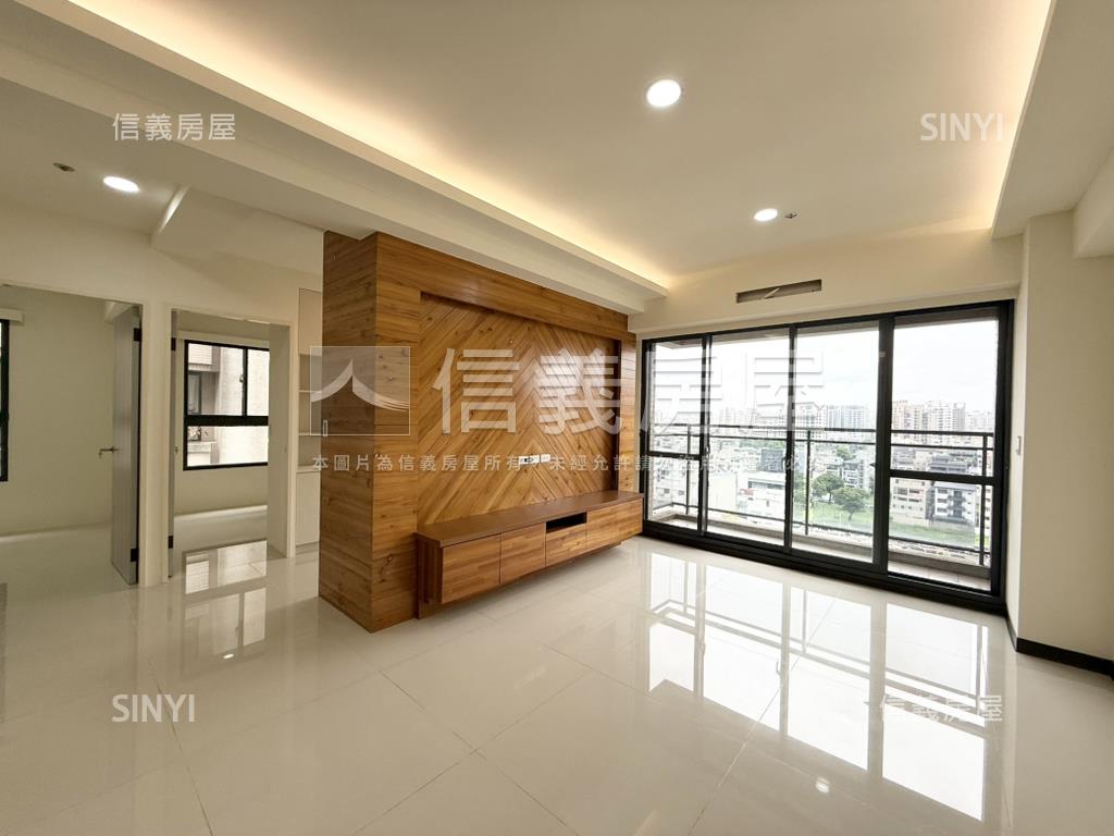 必看五月天嵐次頂樓視野戶房屋室內格局與周邊環境