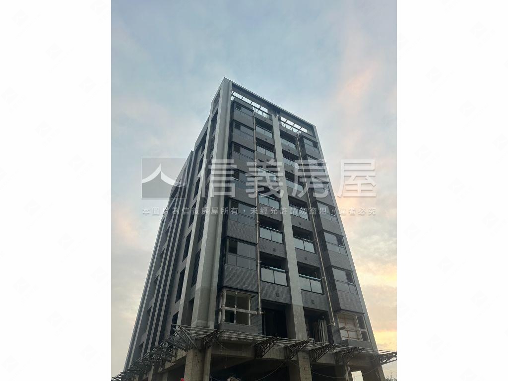 邊間悅峰兩房車位房屋室內格局與周邊環境