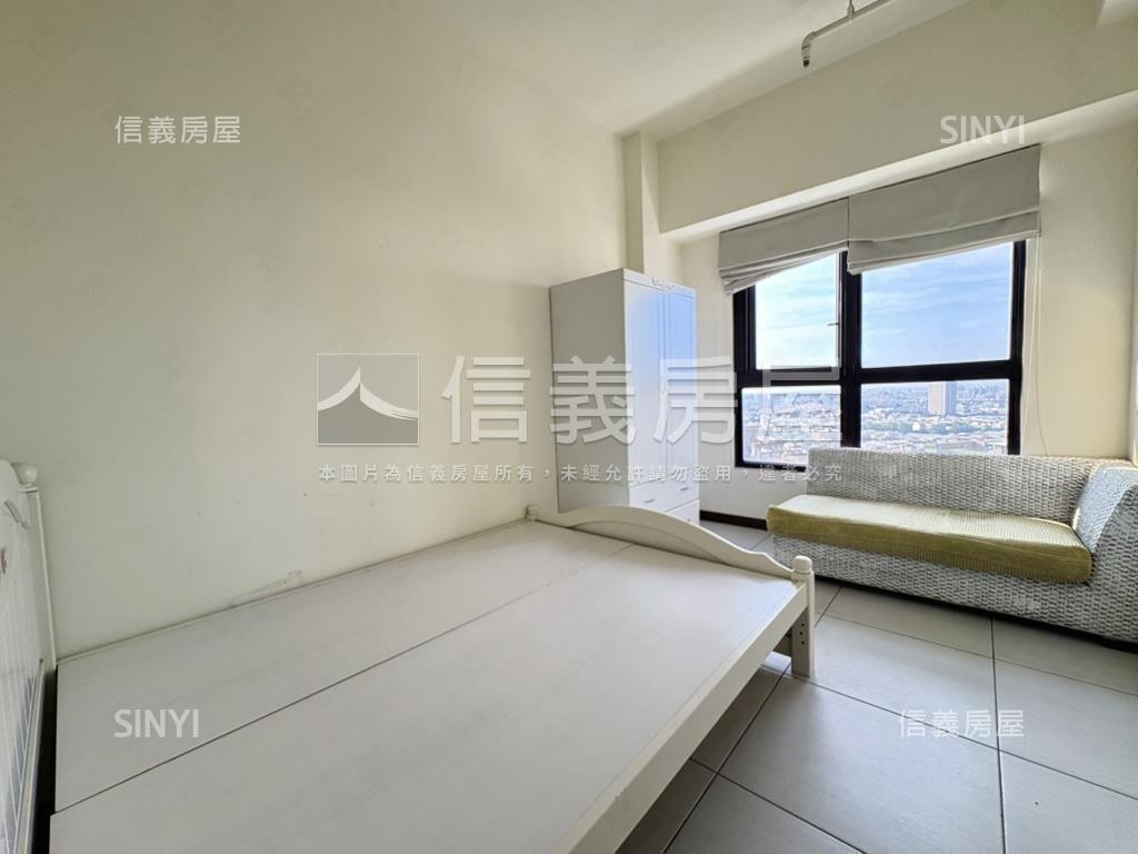 成大雲端景・靜謐２房房屋室內格局與周邊環境