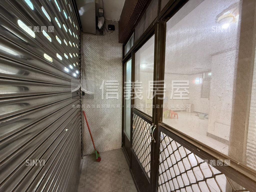 近６６快速道路小資透天房屋室內格局與周邊環境