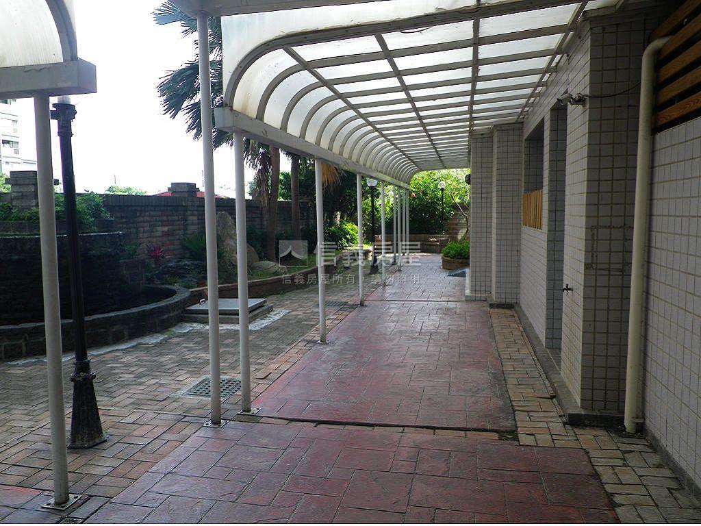 夏威夷近淡江大橋雙衛浴房屋室內格局與周邊環境