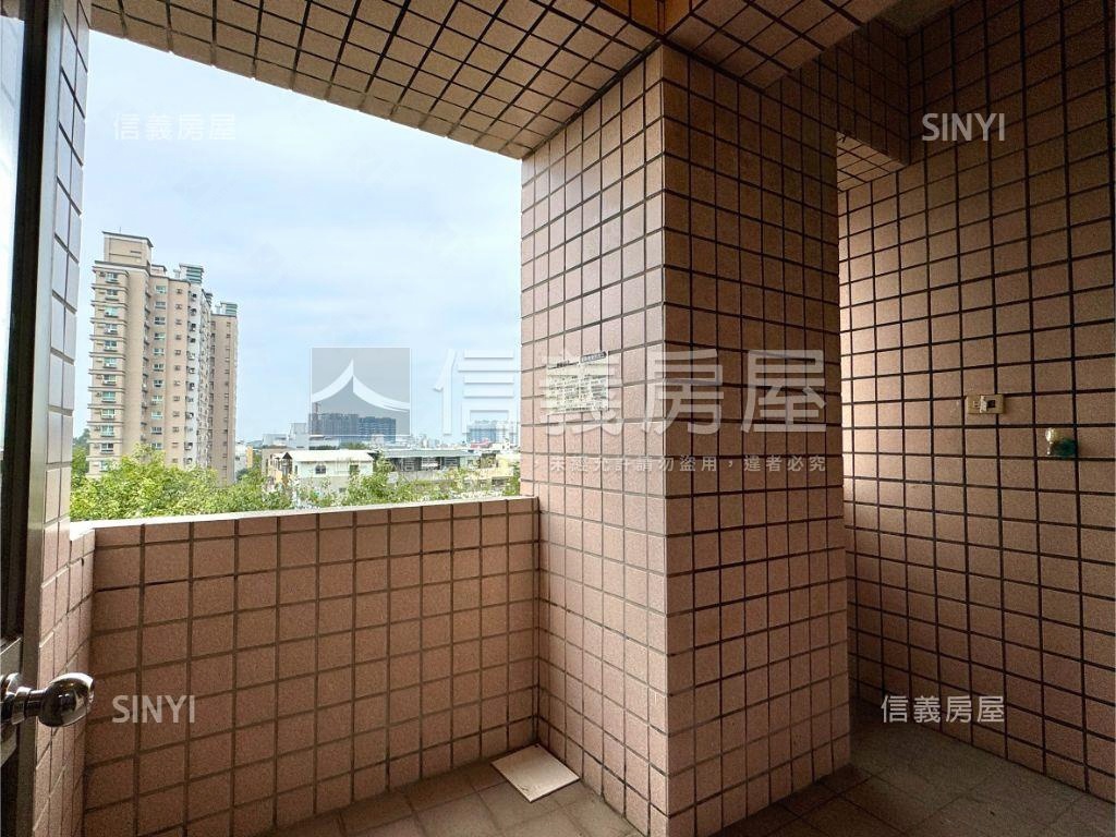 專任！公園景觀亮美三房房屋室內格局與周邊環境