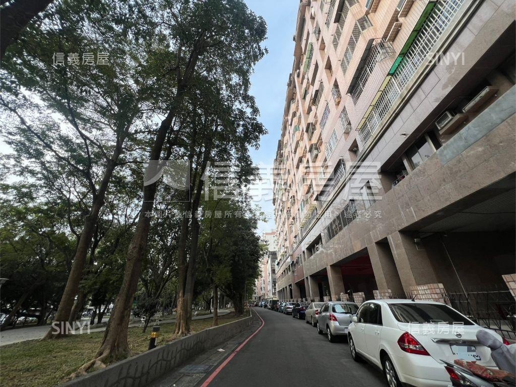 專任！公園景觀亮美三房房屋室內格局與周邊環境