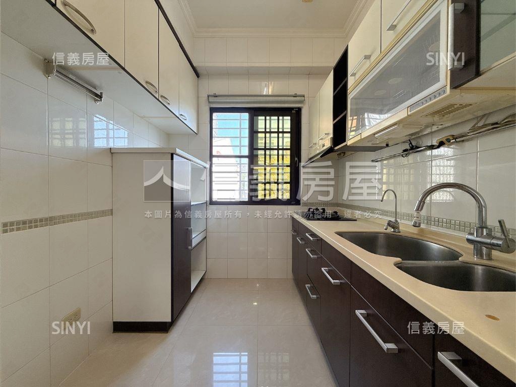 美術館南五街美雙車墅房屋室內格局與周邊環境