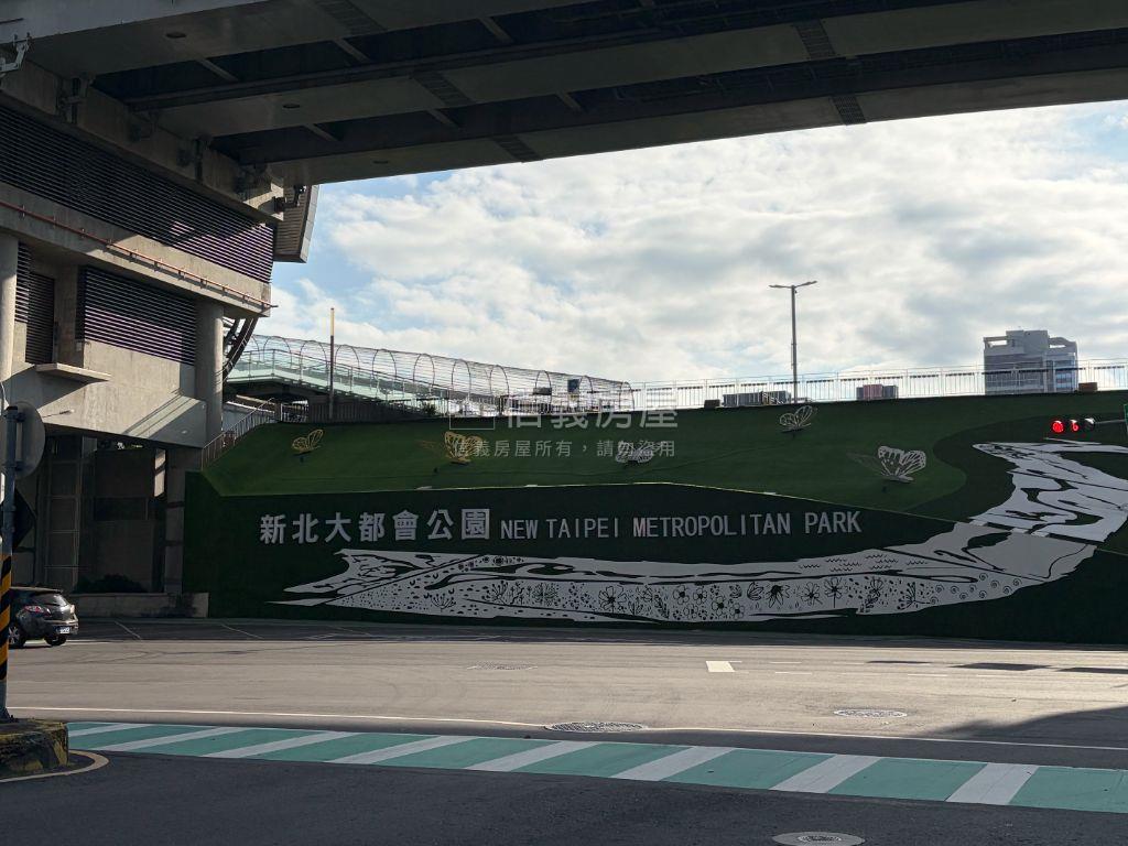 近捷運三陽雅寓大空間房屋室內格局與周邊環境