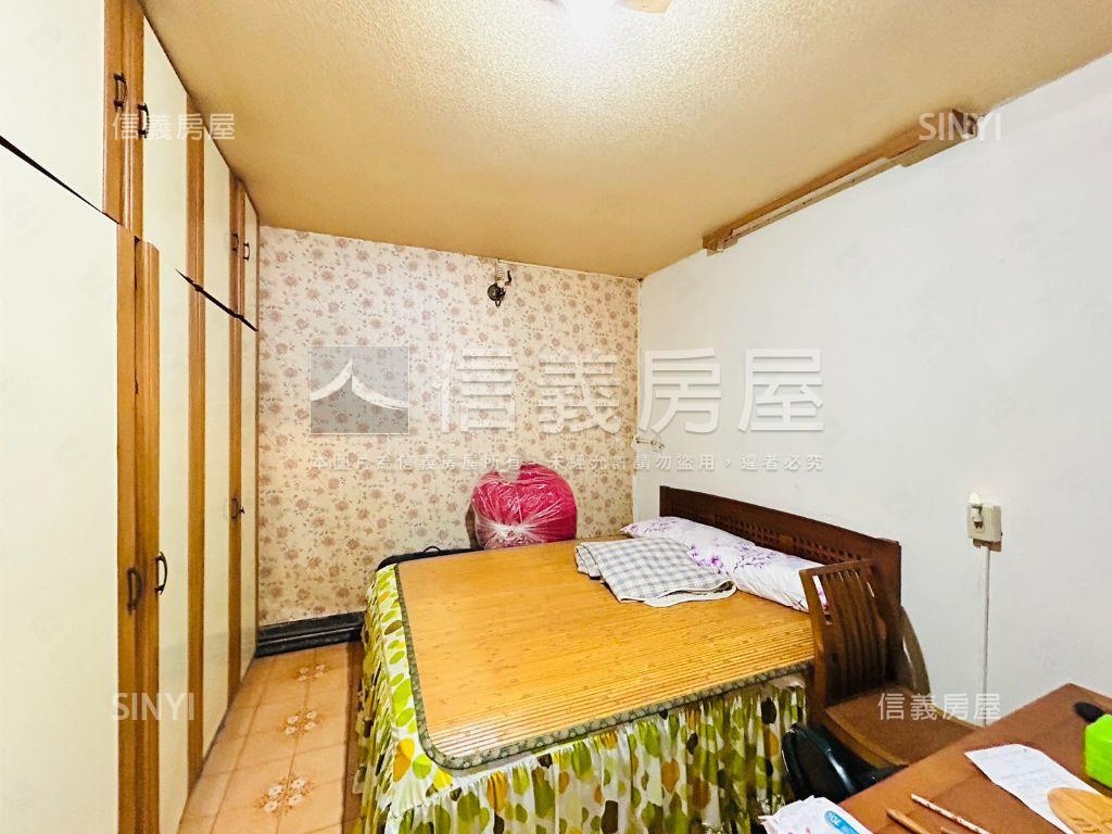 ☆夕陽灑下的３樓黃金美寓房屋室內格局與周邊環境