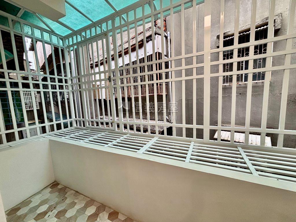 全新裝潢大兩房美寓房屋室內格局與周邊環境