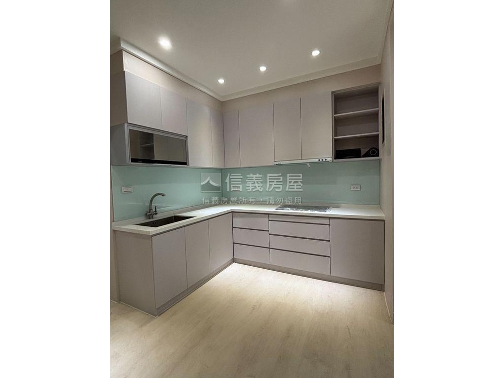 全新裝潢大兩房美寓房屋室內格局與周邊環境