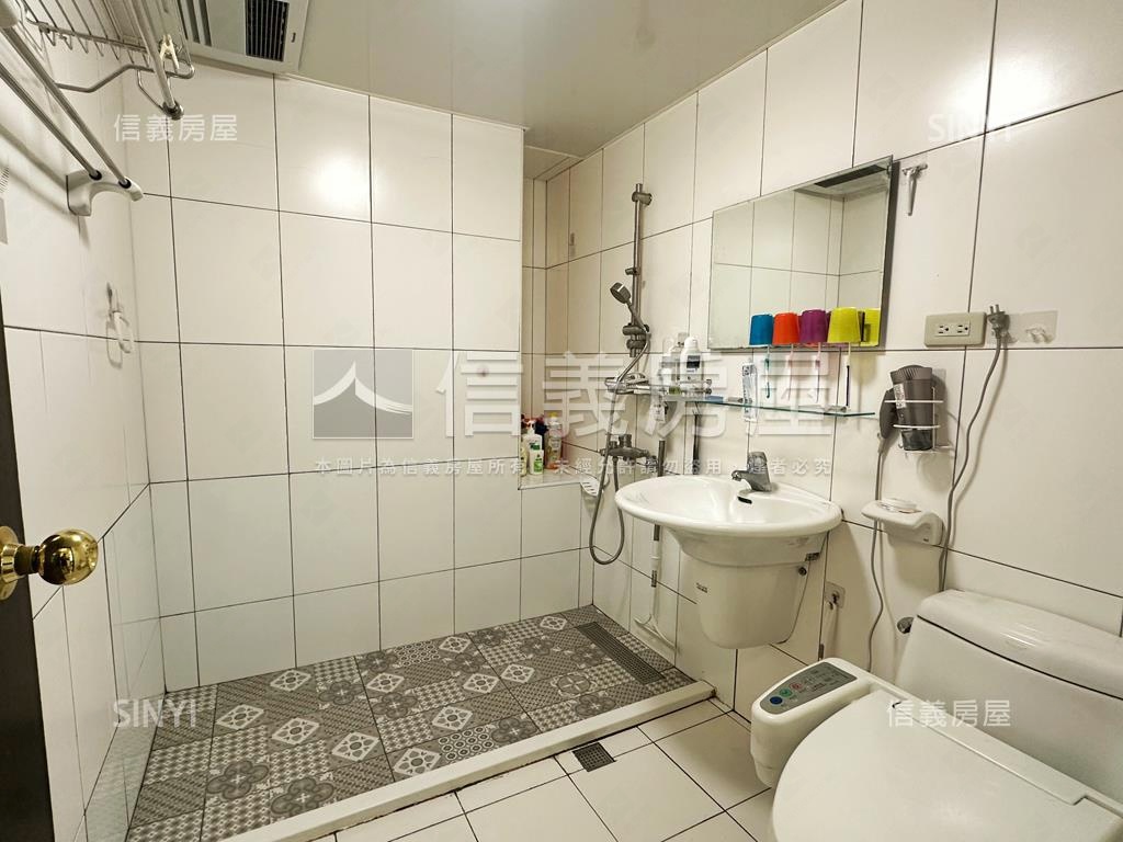 夢享國三房車位房屋室內格局與周邊環境