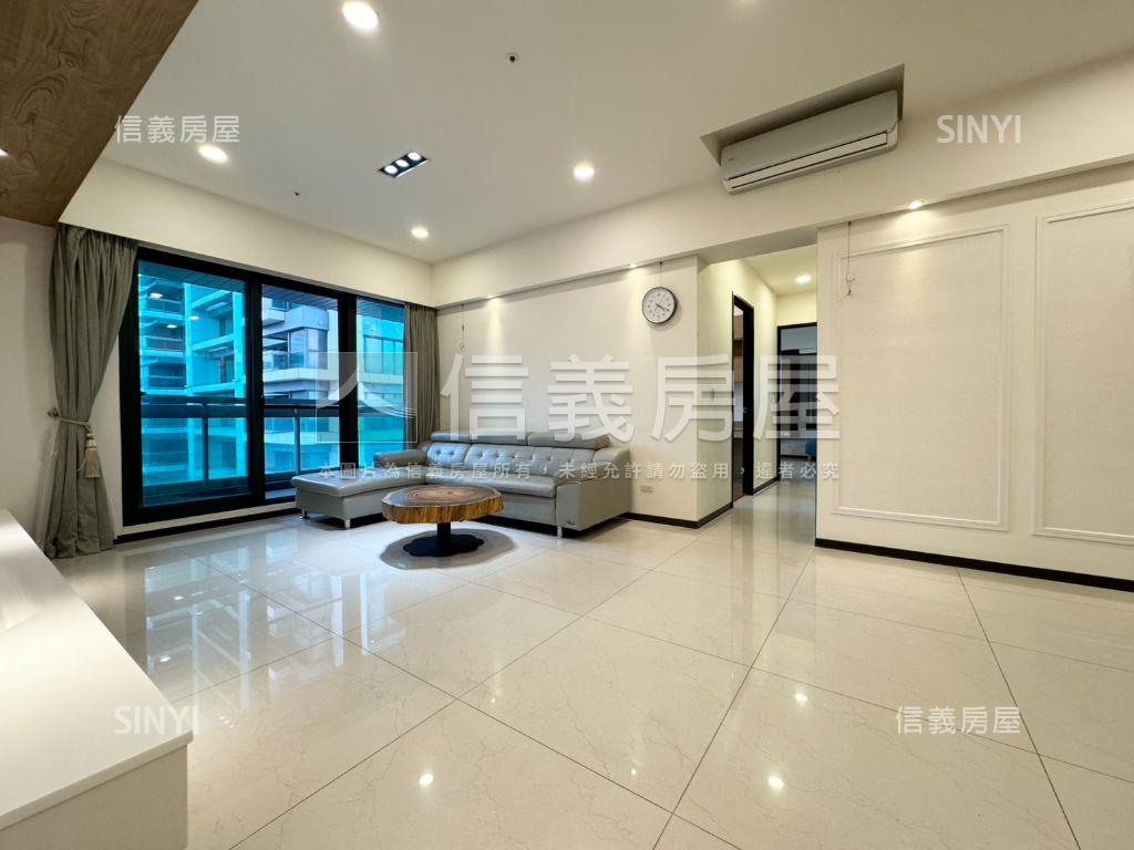 Ａ９世紀長虹面泳池雙車位房屋室內格局與周邊環境