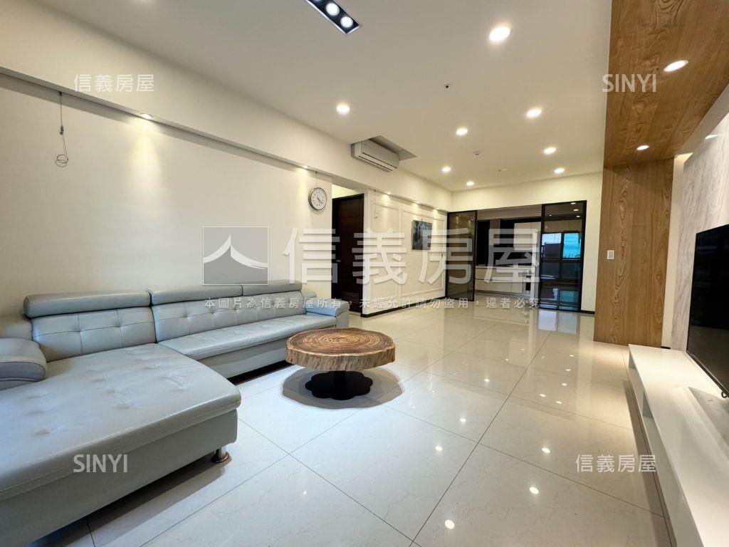 Ａ９世紀長虹面泳池雙車位房屋室內格局與周邊環境