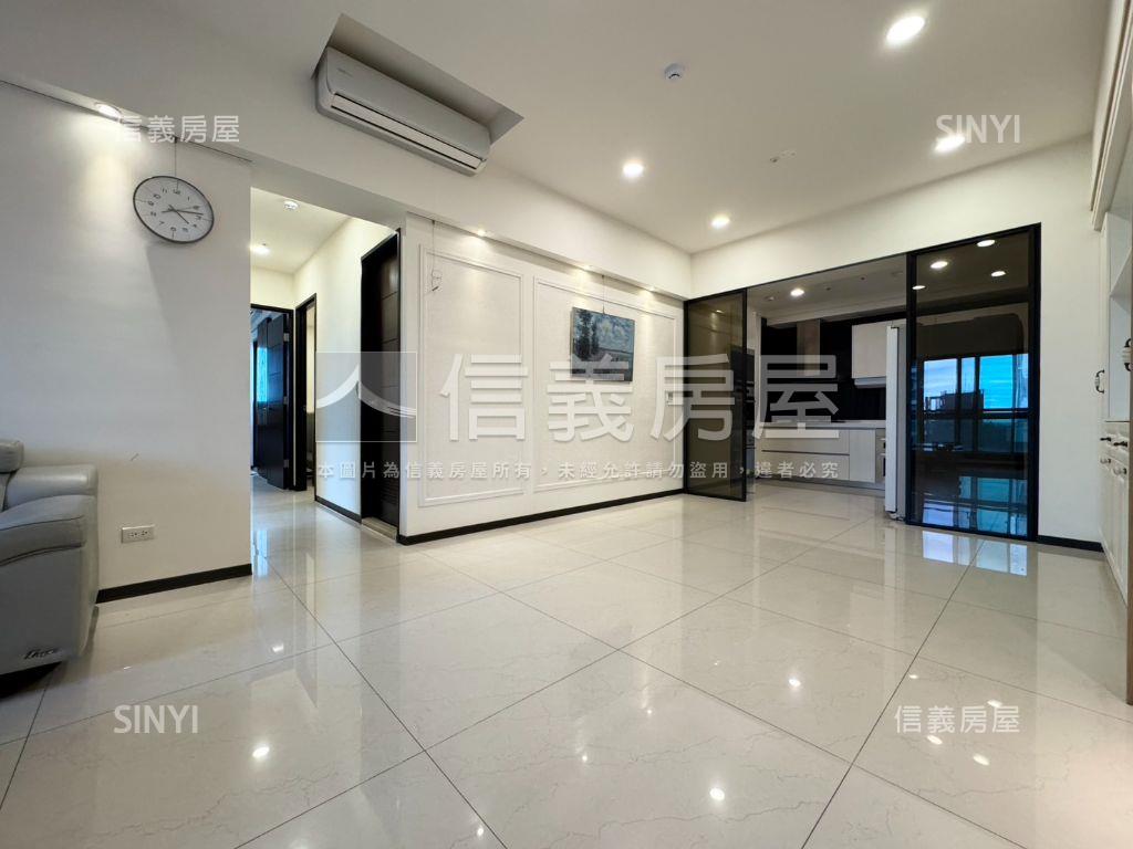 Ａ９世紀長虹面泳池雙車位房屋室內格局與周邊環境