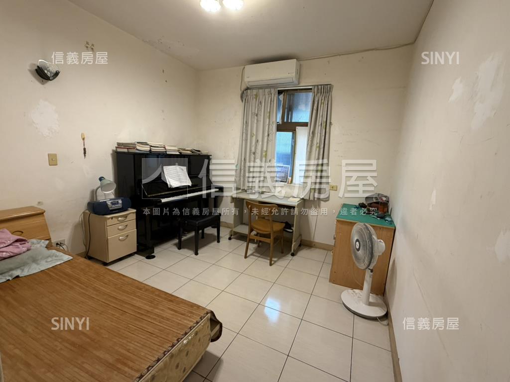 板橋國泰街大空間房屋室內格局與周邊環境