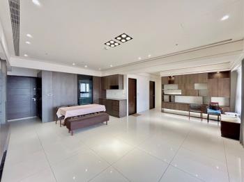 漂亮視野興傳有車位