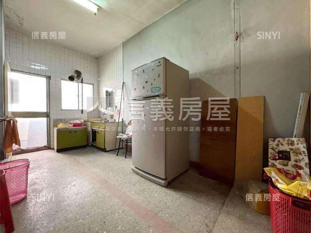 近國道大地坪透天房屋室內格局與周邊環境