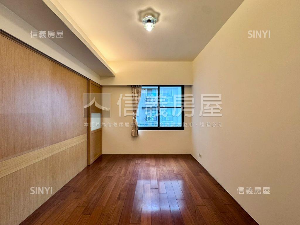 日紡國寶四房平車房屋室內格局與周邊環境