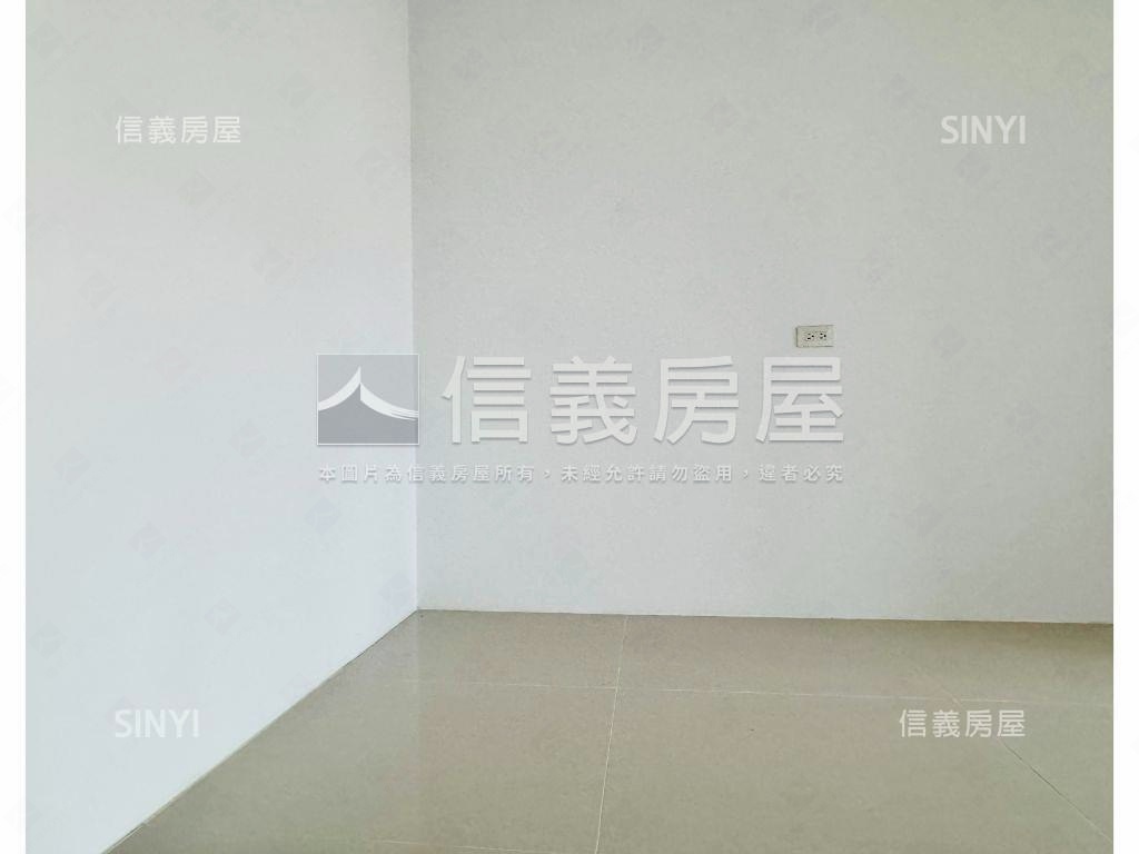 喜歡花草的您～這間必看房屋室內格局與周邊環境