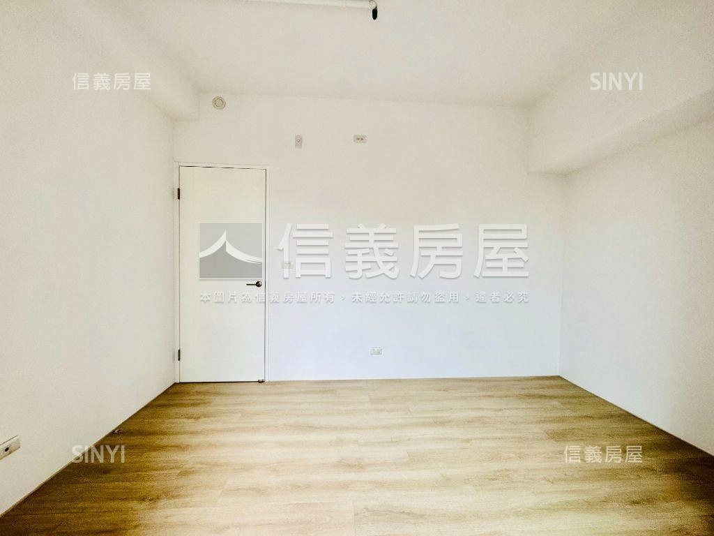 喜歡花草的您～這間必看房屋室內格局與周邊環境