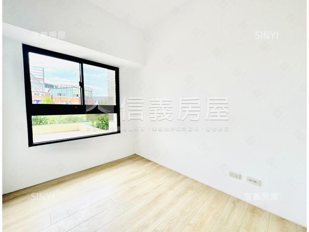 喜歡花草的您～這間必看房屋室內格局與周邊環境