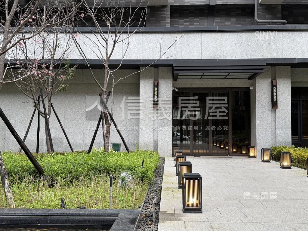 近高鐵代代木三房露台戶房屋室內格局與周邊環境
