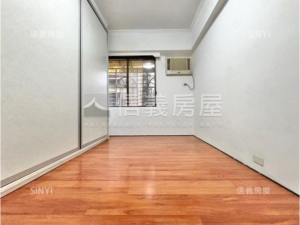 西盛邊間電梯美三房房屋室內格局與周邊環境