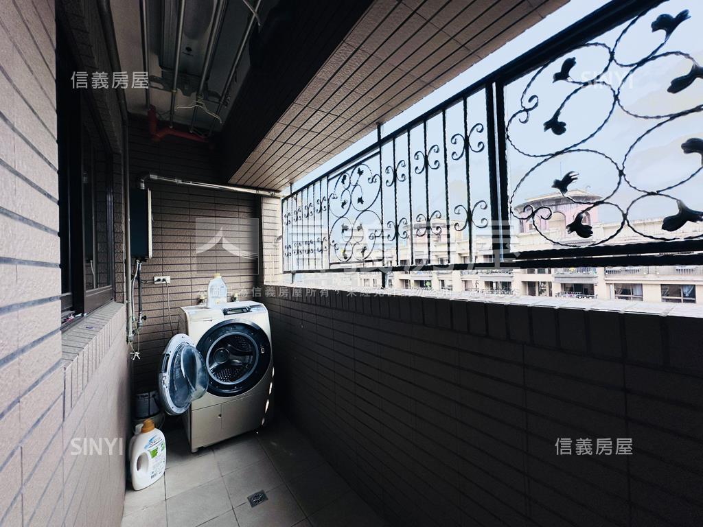 耀河。日夜美景三房車位房屋室內格局與周邊環境