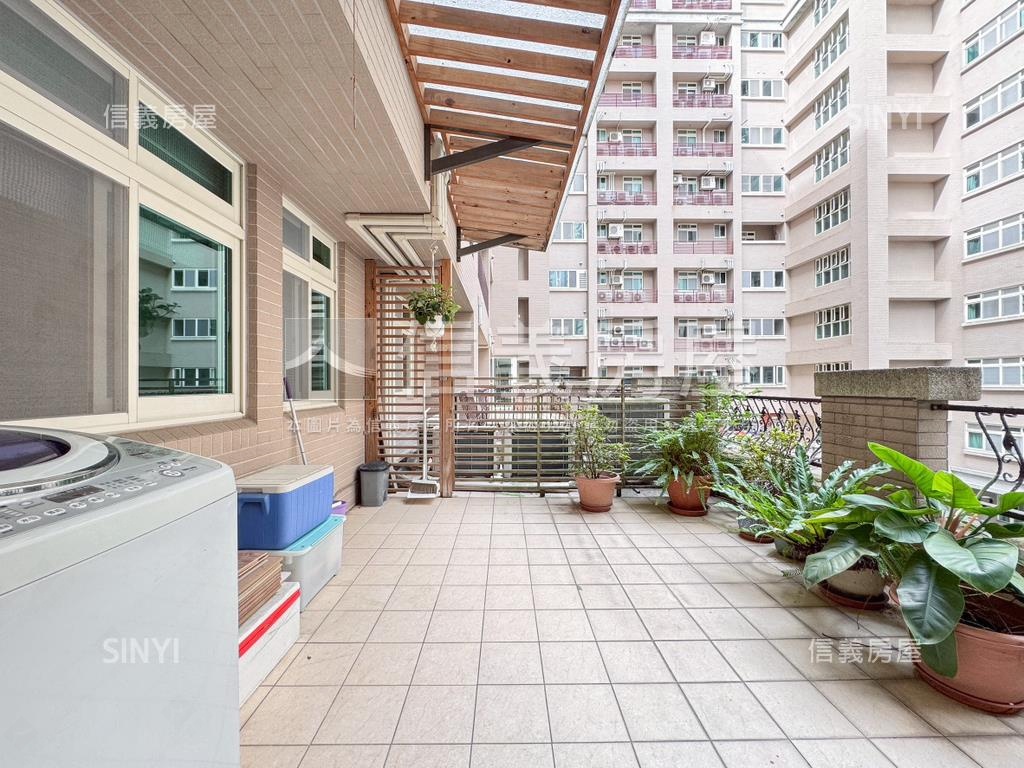 高鐵時尚廣場雅緻花園尊邸房屋室內格局與周邊環境