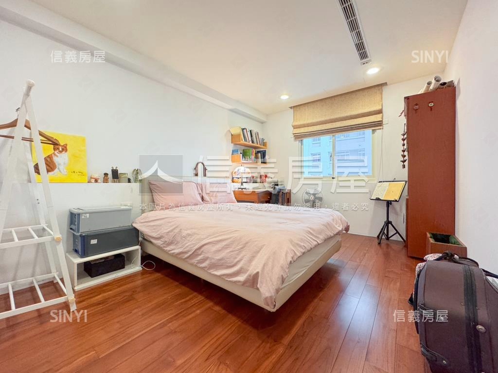 高鐵時尚廣場雅緻花園尊邸房屋室內格局與周邊環境