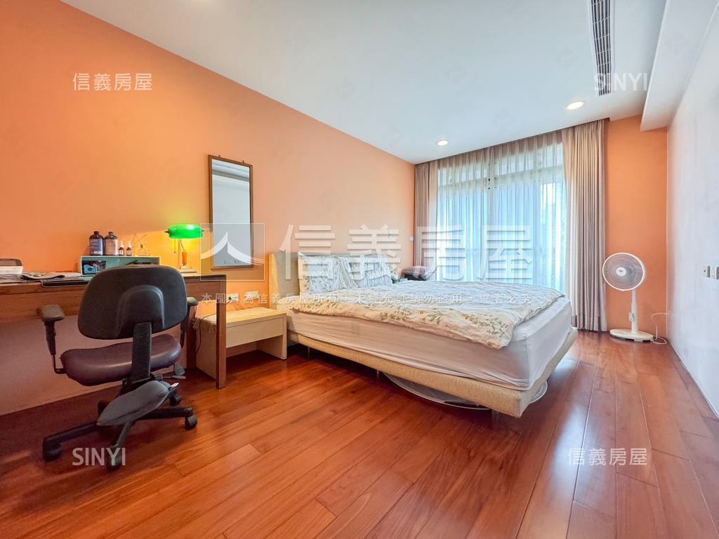 高鐵時尚廣場雅緻花園尊邸房屋室內格局與周邊環境