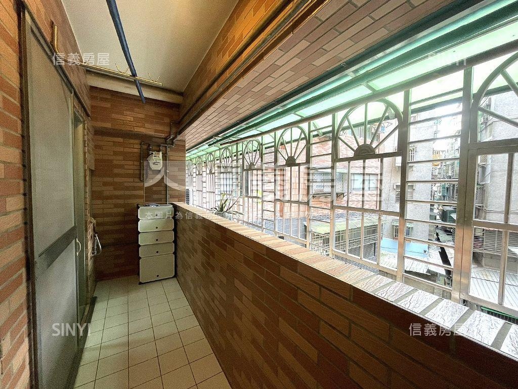 環東月河－河岸電梯三房房屋室內格局與周邊環境