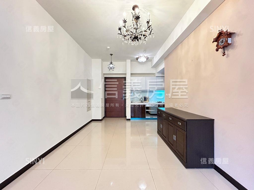 近十三期三房車位浪漫美屋房屋室內格局與周邊環境