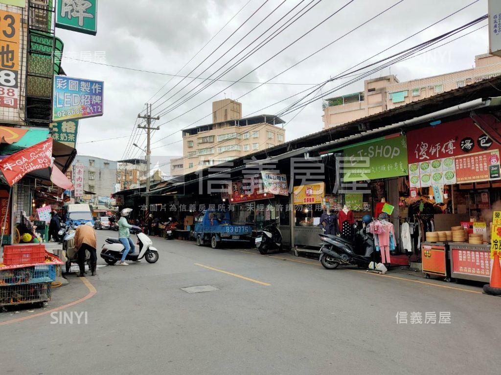 專任。冠軍１＋１房房屋室內格局與周邊環境