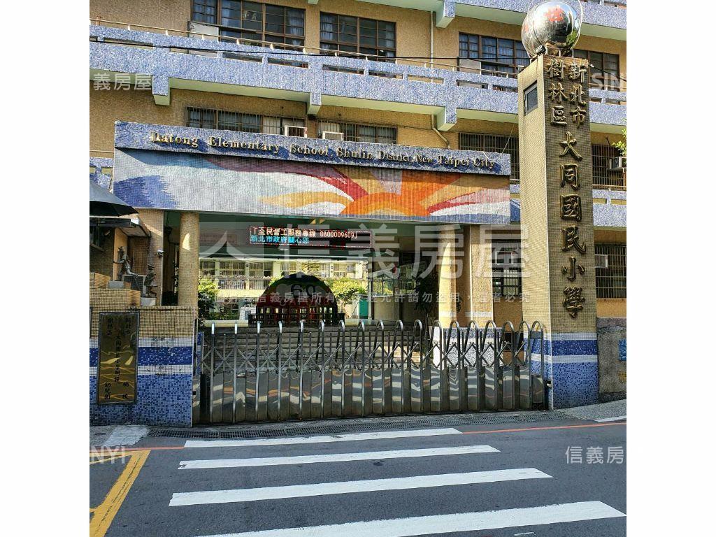 專任。冠軍１＋１房房屋室內格局與周邊環境