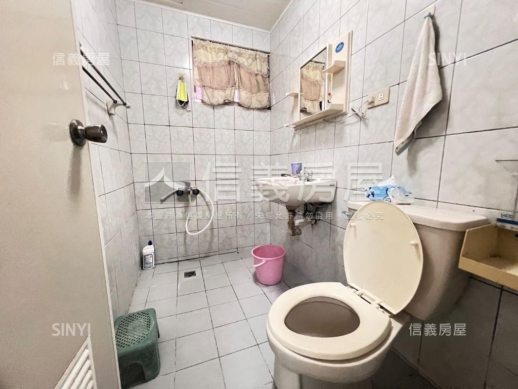 翠華國宅大三房房屋室內格局與周邊環境