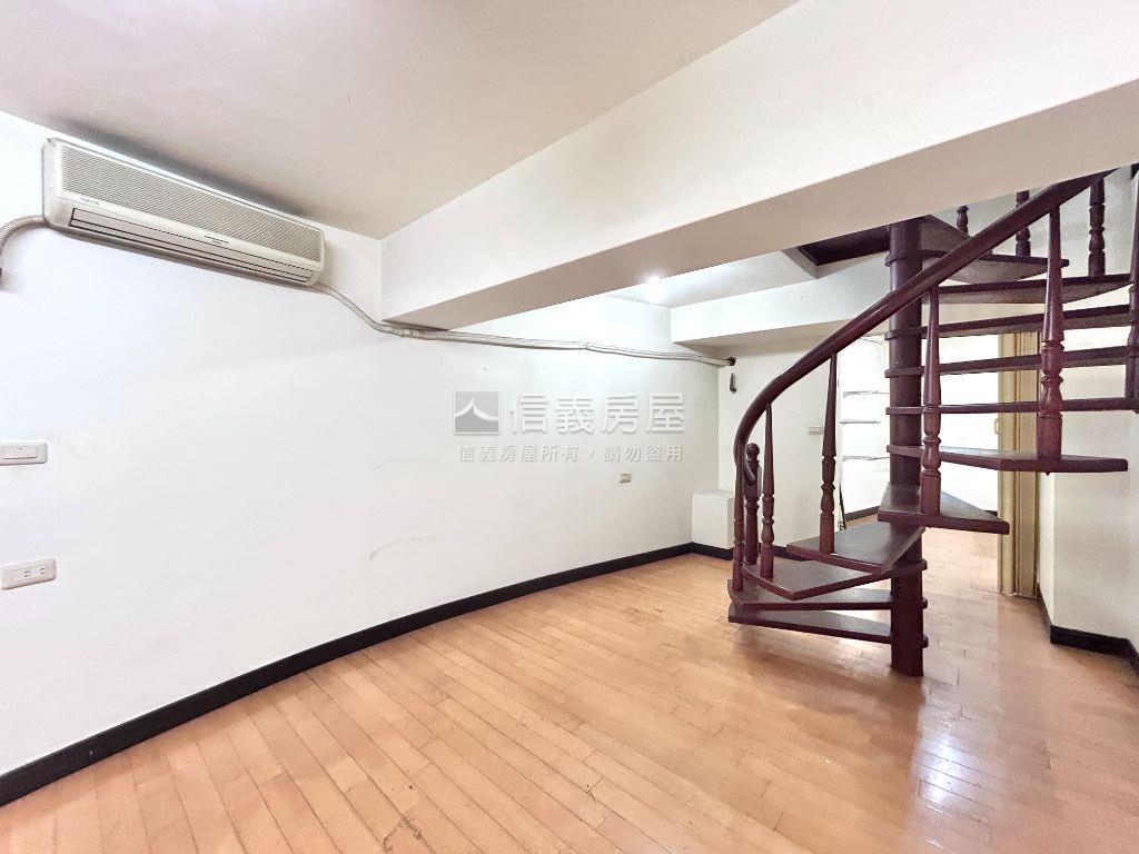 ★近惠文國小三房車位房屋室內格局與周邊環境