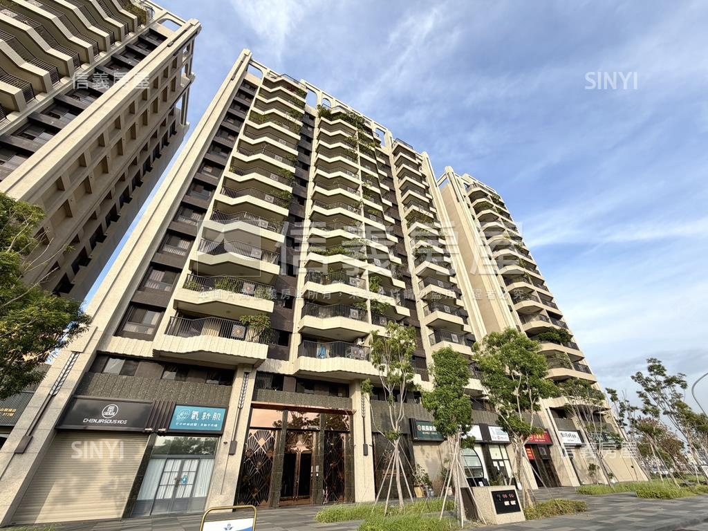 銳揚新世代採光２房平車房屋室內格局與周邊環境