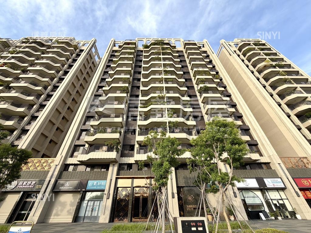 銳揚新世代採光２房平車房屋室內格局與周邊環境